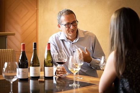 Weinverkostung und Kellerführung